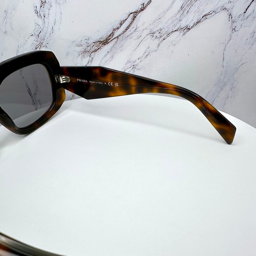 New PRADA Sunglasses Brown Juniper Tortoise Gray Lens Square - Picture 5 of 16